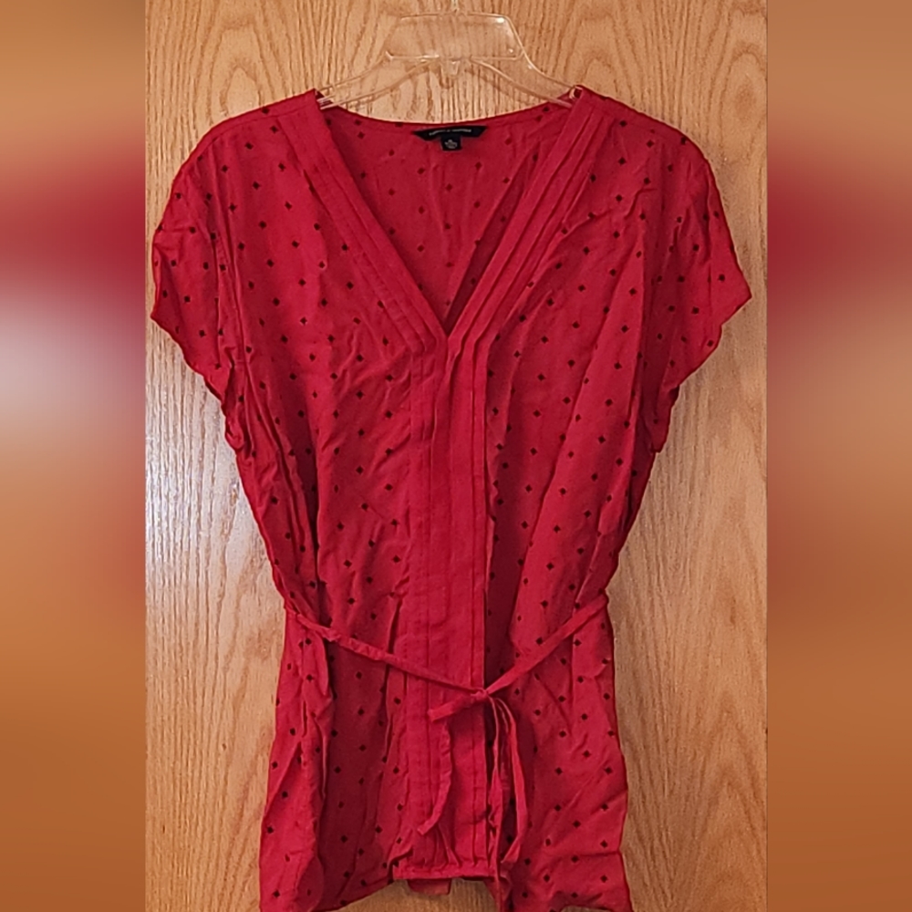 Dark pink top